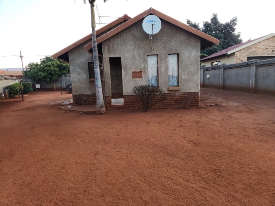3 Bedroom Property for Sale in Geelhoutpark North West